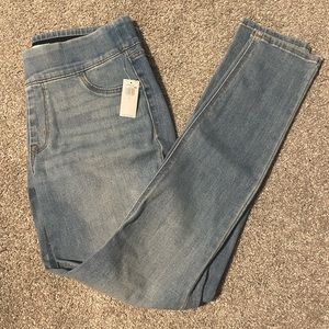 NWT Old Navy mid-rise jegging, size 10